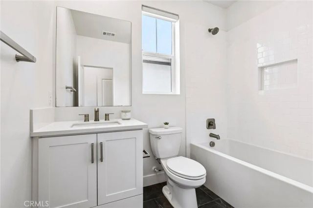 337 Abacus, Irvine, CA 92618
