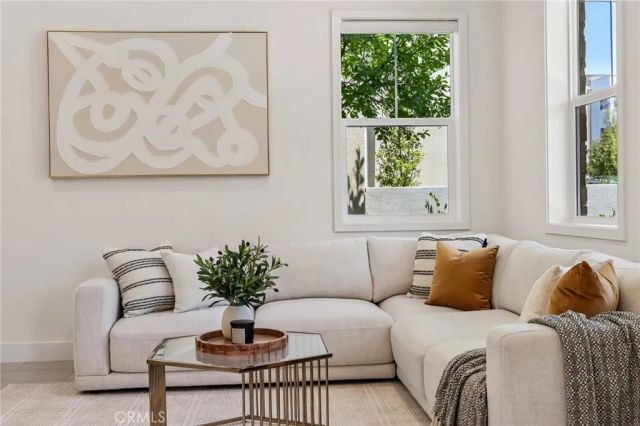337 Abacus, Irvine, CA 92618