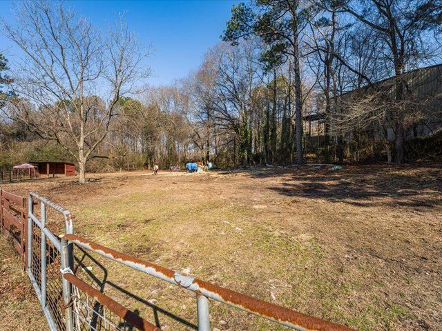 3125 Rosebud Road, Loganville, GA 30052