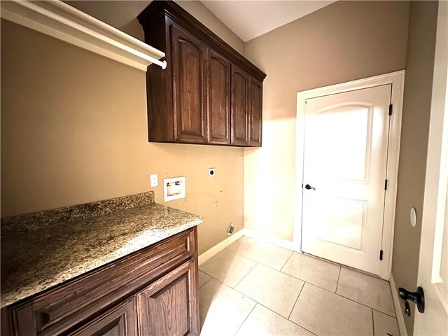 1503 Lewis St, Kingsville, TX 78363