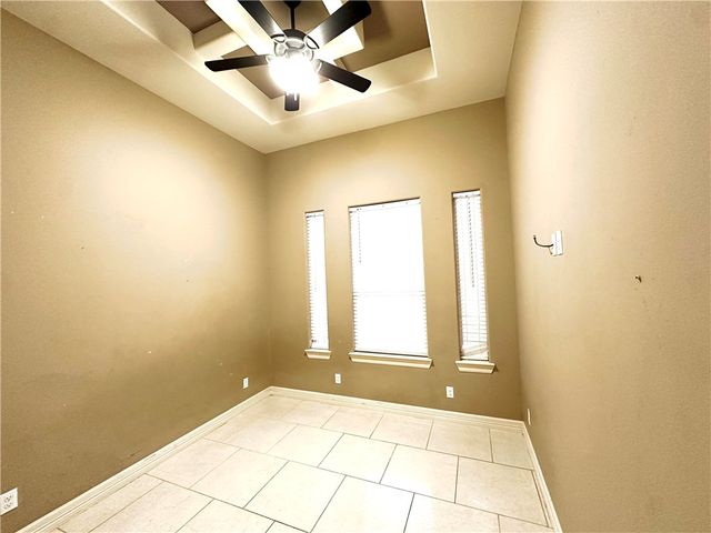 1503 Lewis St, Kingsville, TX 78363