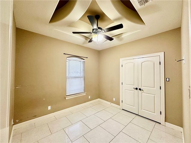 1503 Lewis St, Kingsville, TX 78363