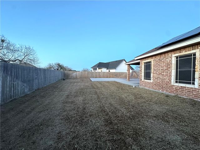 1503 Lewis St, Kingsville, TX 78363