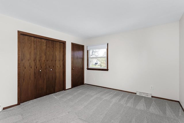 18520 Hoffman AVENUE, Brookfield, WI 53045