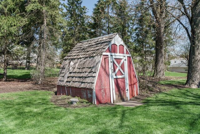18520 Hoffman AVENUE, Brookfield, WI 53045