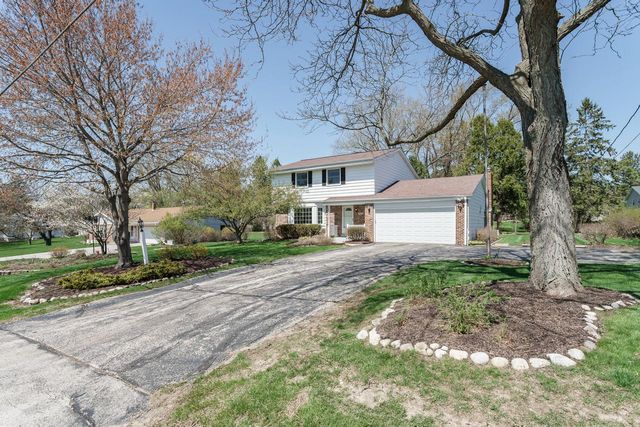 18520 Hoffman AVENUE, Brookfield, WI 53045