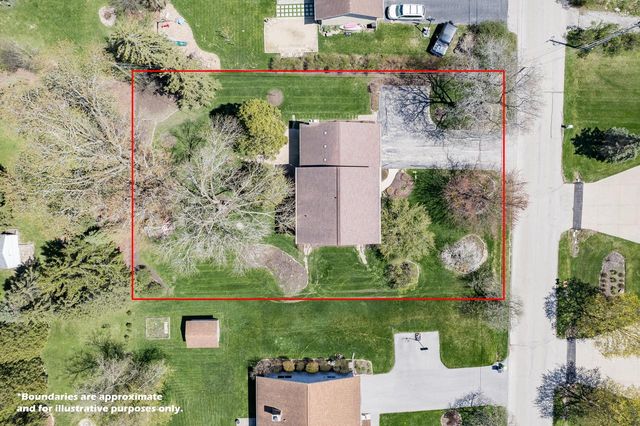18520 Hoffman AVENUE, Brookfield, WI 53045