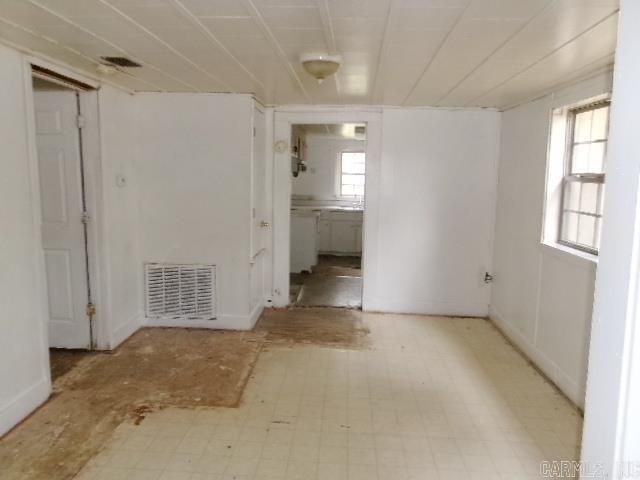 1348 E Jackson Avenue, Monticello, AR 71655