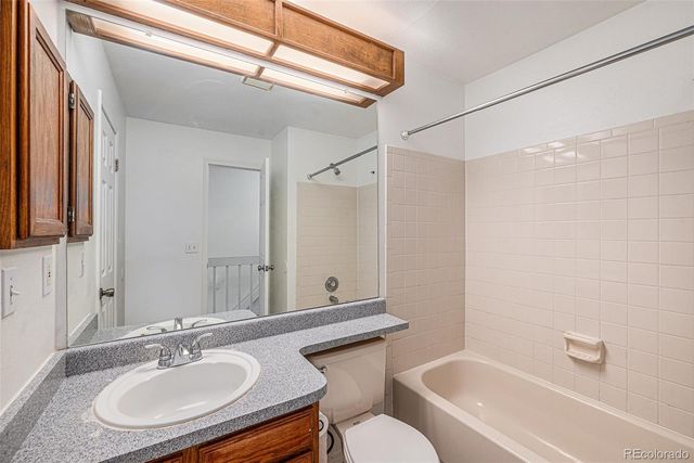 11945 E Ford Drive, Aurora, CO 80012