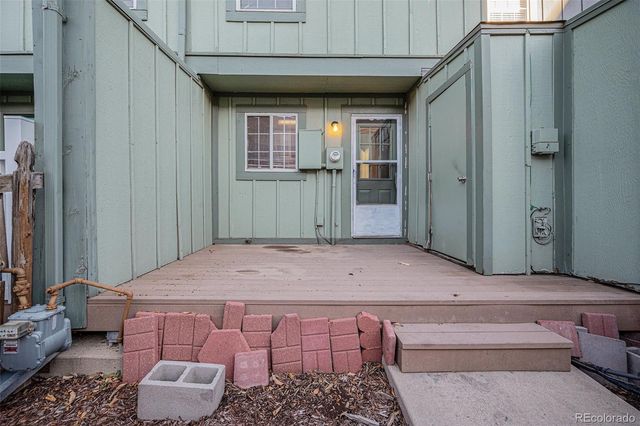 11945 E Ford Drive, Aurora, CO 80012