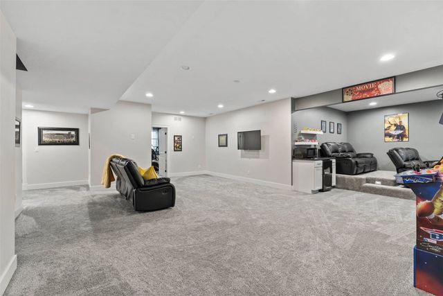 2550 Belmont Boulevard, Waukee, IA 50263