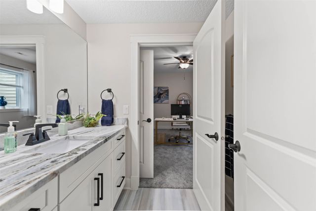 2550 Belmont Boulevard, Waukee, IA 50263