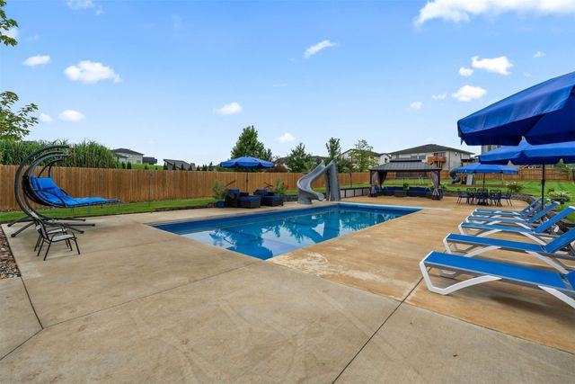 2550 Belmont Boulevard, Waukee, IA 50263