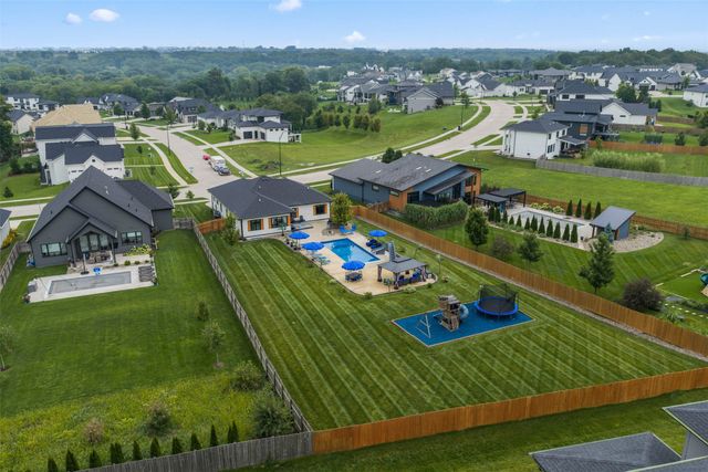 2550 Belmont Boulevard, Waukee, IA 50263