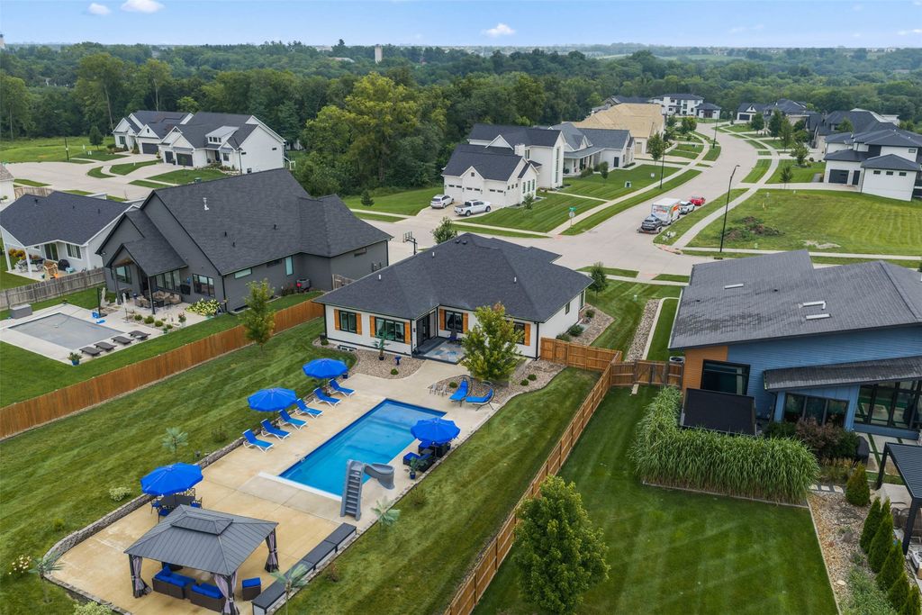 2550 Belmont Boulevard, Waukee, IA 50263