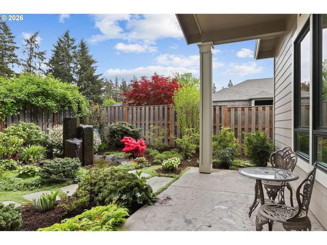 5686 Sw 87TH Ave, Portland, OR 97225