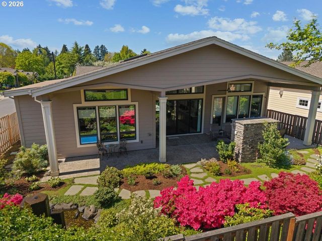 5686 Sw 87TH Ave, Portland, OR 97225