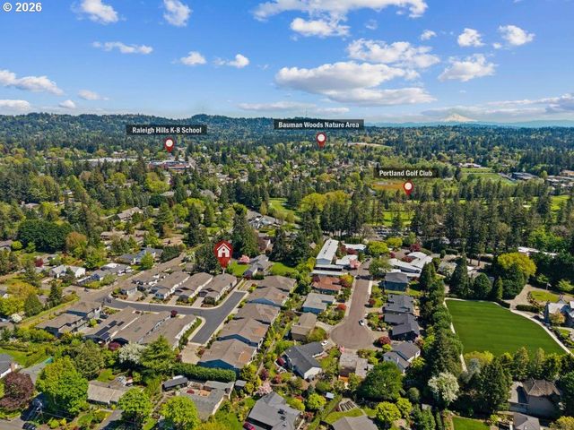 5686 Sw 87TH Ave, Portland, OR 97225