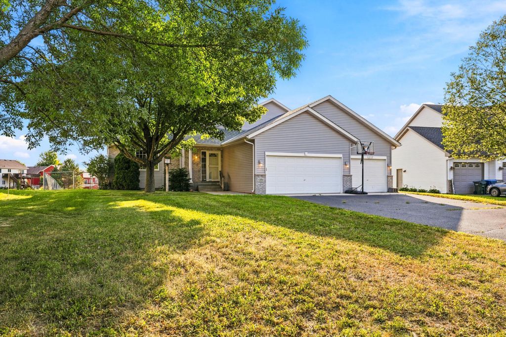 1351 Rolling Oaks Drive, Hanover, MN 55341 — photo 2