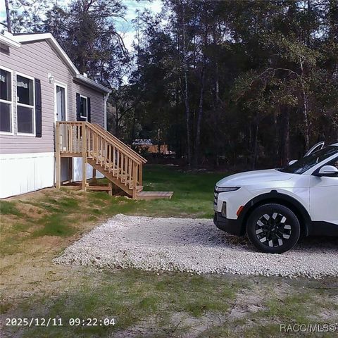 10215 W Ohio Drive, Crystal River, FL 34428