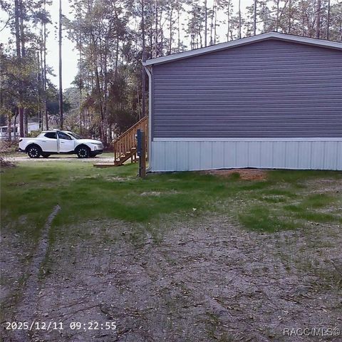 10215 W Ohio Drive, Crystal River, FL 34428