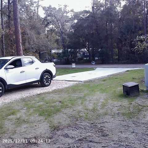 10215 W Ohio Drive, Crystal River, FL 34428