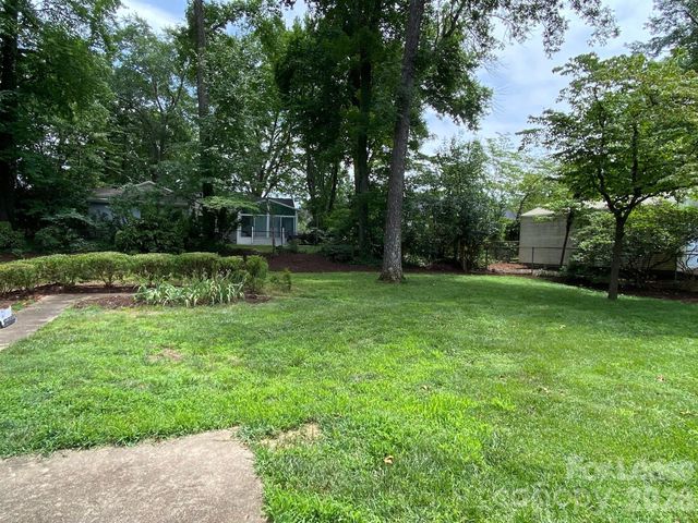2220 Wensley Drive, Charlotte, NC 28210