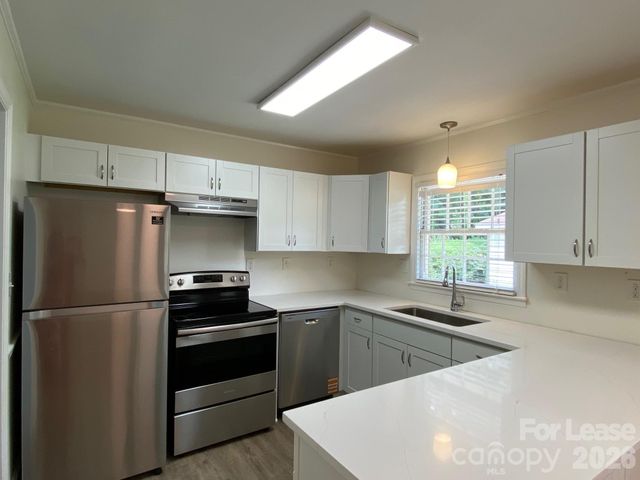 2220 Wensley Drive, Charlotte, NC 28210