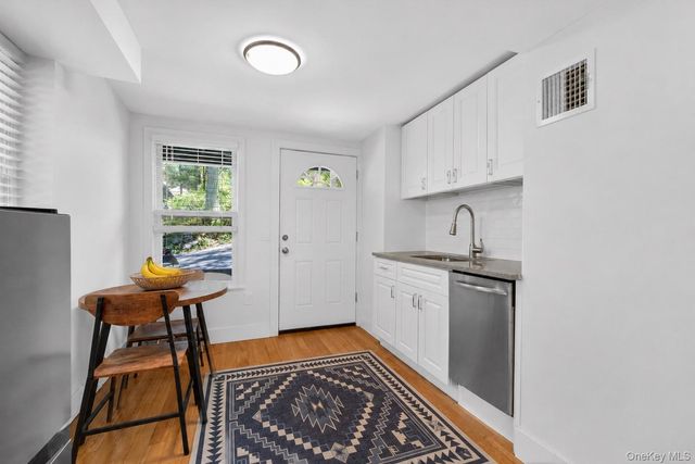 20 Hillside Avenue, Goldens Bridge, NY 10526