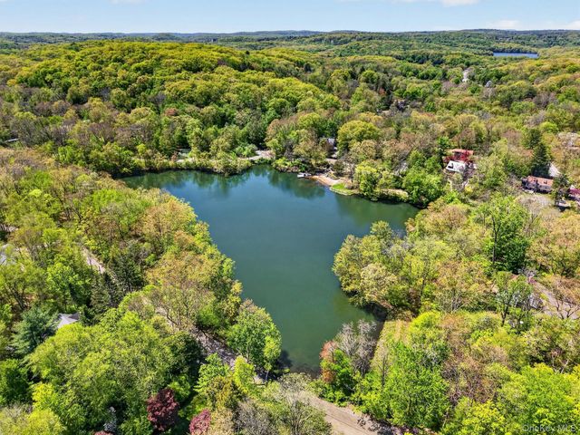 20 Hillside Avenue, Goldens Bridge, NY 10526