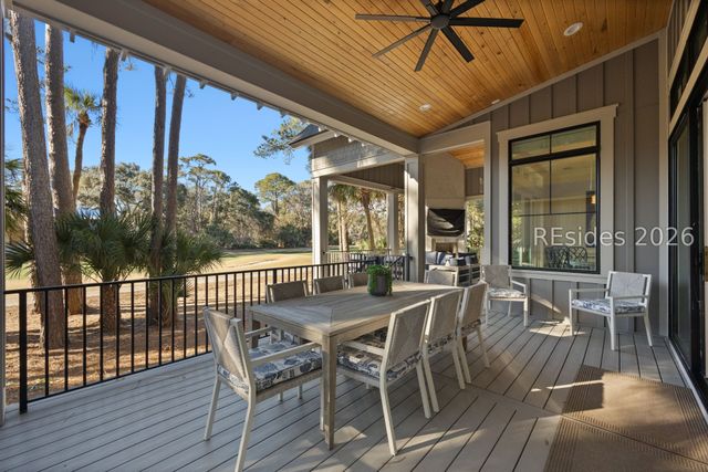 34 Tupelo Rd, Hilton Head Island, SC 29928