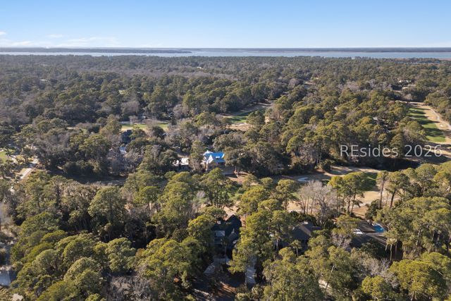 34 Tupelo Rd, Hilton Head Island, SC 29928