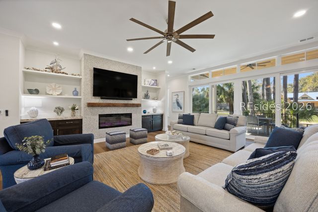 34 Tupelo Rd, Hilton Head Island, SC 29928