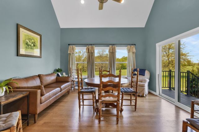 3988 Fykes Grove Rd, Cedar Hill, TN 37032