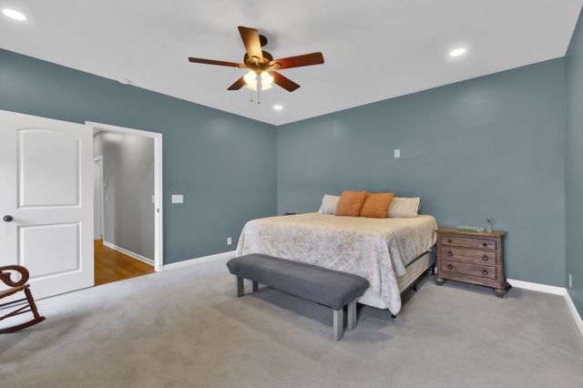 3988 Fykes Grove Rd, Cedar Hill, TN 37032