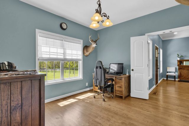 3988 Fykes Grove Rd, Cedar Hill, TN 37032