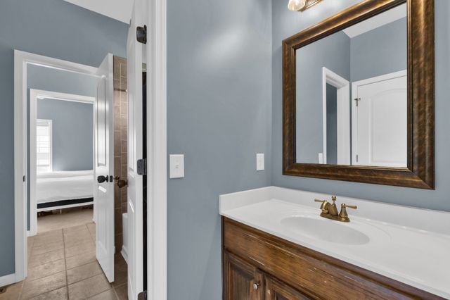 3988 Fykes Grove Rd, Cedar Hill, TN 37032