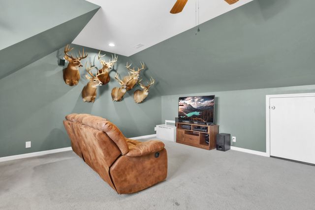 3988 Fykes Grove Rd, Cedar Hill, TN 37032