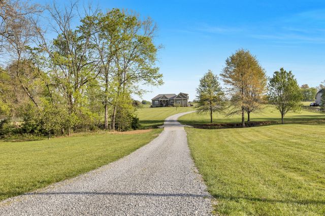 3988 Fykes Grove Rd, Cedar Hill, TN 37032