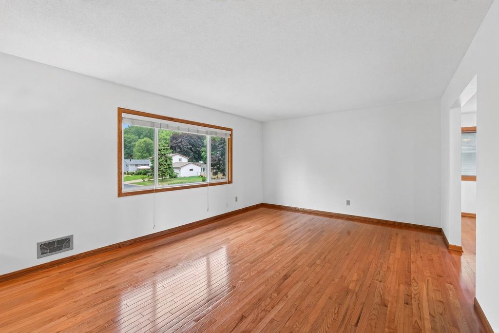 1630 Fairway Drive NE, Columbia Heights, MN 55421 — photo 4