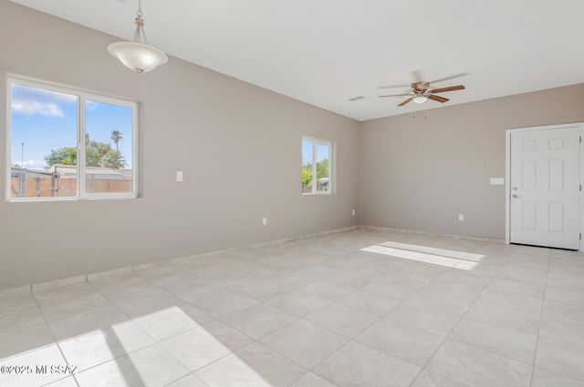 303 E Navajo Road, Tucson, AZ 85705