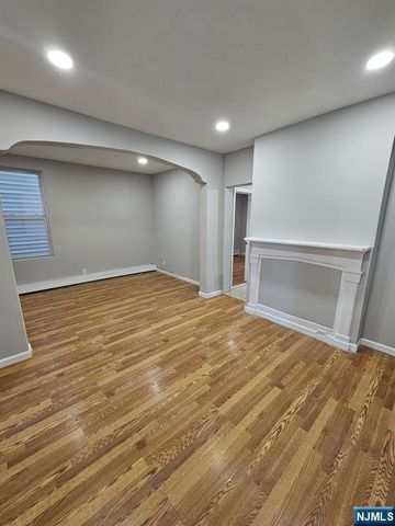 231 Clark Place, Elizabethport, NJ 07206