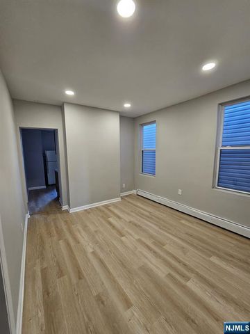 231 Clark Place, Elizabethport, NJ 07206