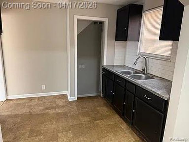 20163 Bramford Street, Detroit, MI 48234