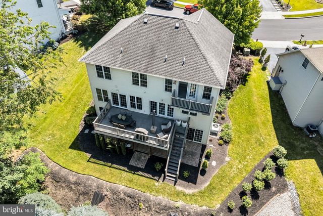 1642 LOWELL LN, New Cumberland, PA 17070