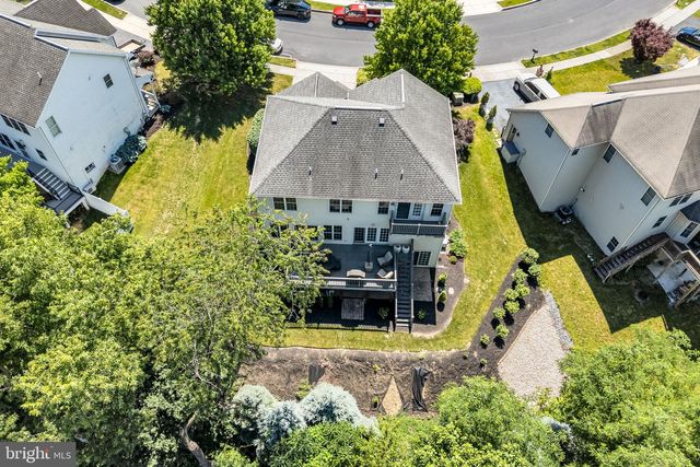 1642 LOWELL LN, New Cumberland, PA 17070