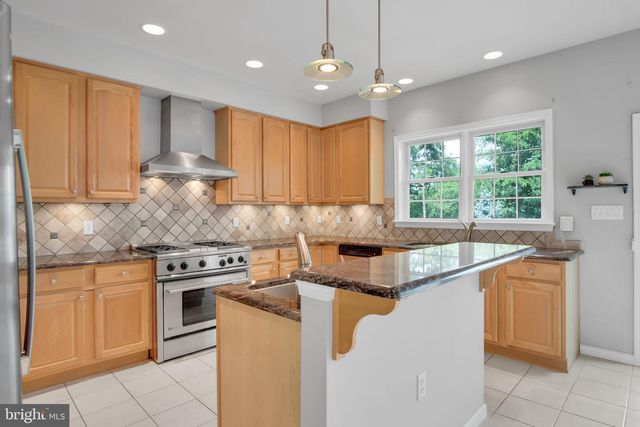 1642 LOWELL LN, New Cumberland, PA 17070