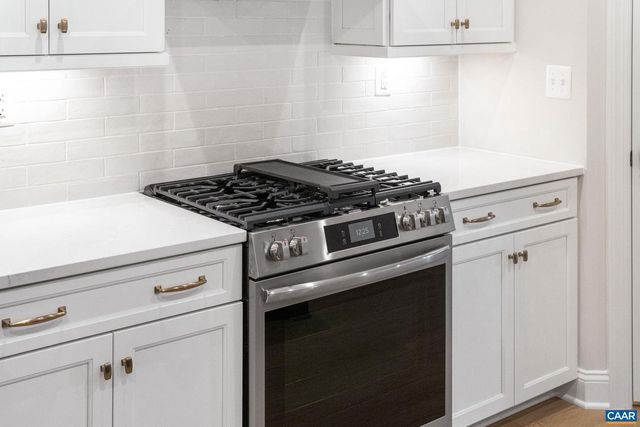 104A LACONIA LN, Charlottesville, VA 22911