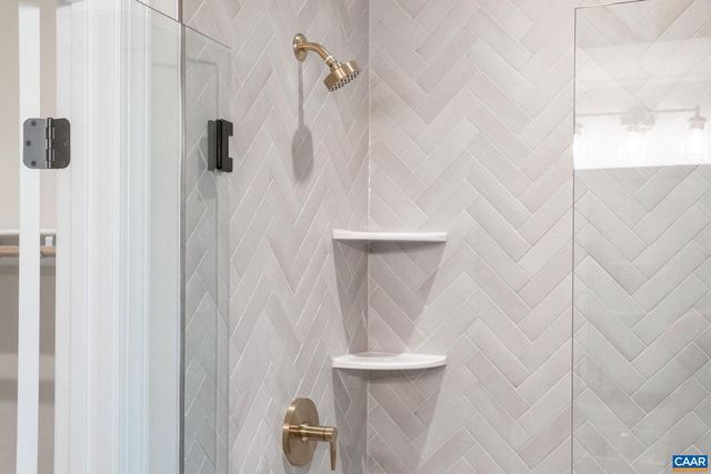 104A LACONIA LN, Charlottesville, VA 22911