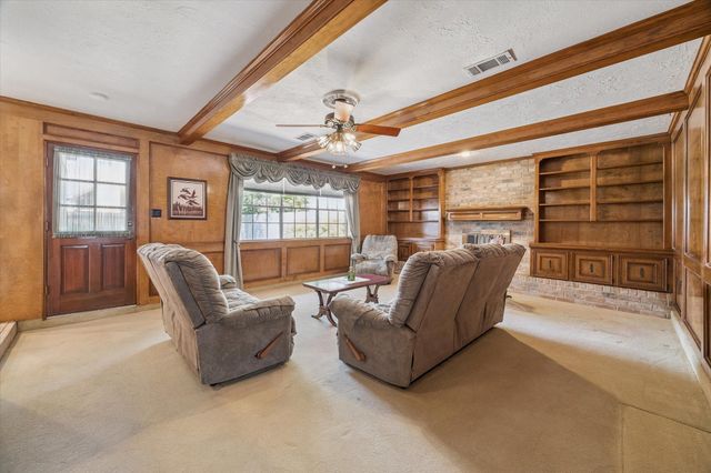 11334 Chevy Chase, Houston, TX 77077